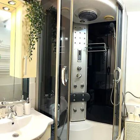 Victoriei - Location With Ac * 부쿠레슈티