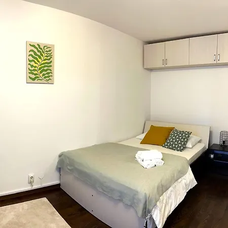 Victoriei - Location With Ac